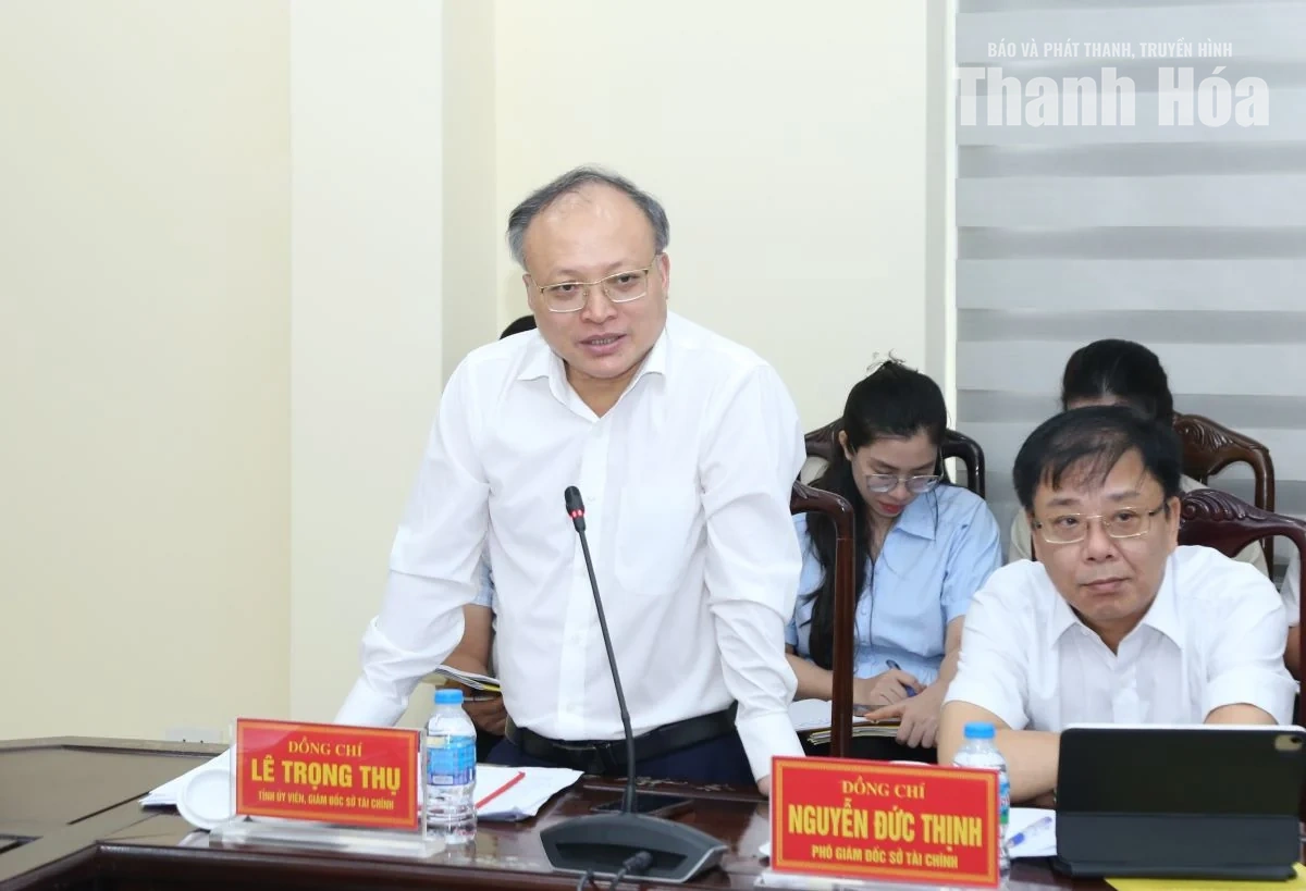 Chủ tịch UBND tỉnh Tô Anh Dũng làm việc với Sở Tài chính