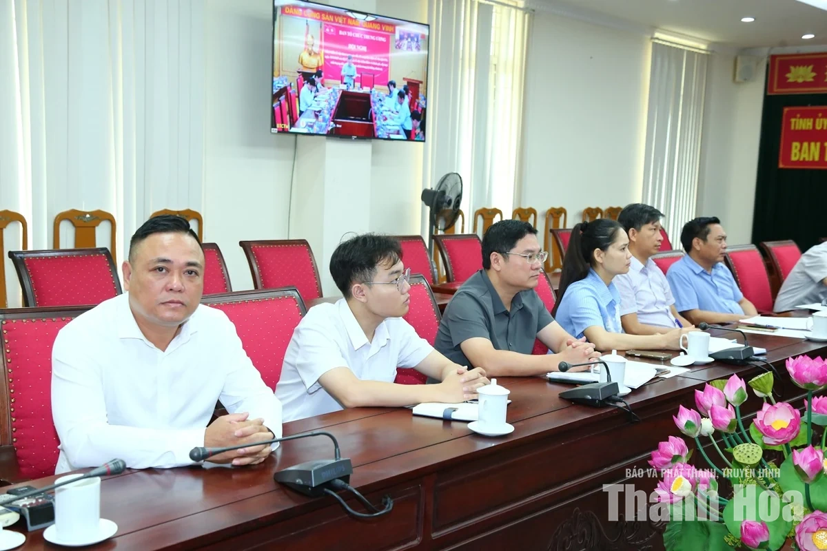 Góp ý sửa đổi, bổ sung quy định về đánh giá, xếp loại tập thể, cá nhân trong hệ thống chính trị