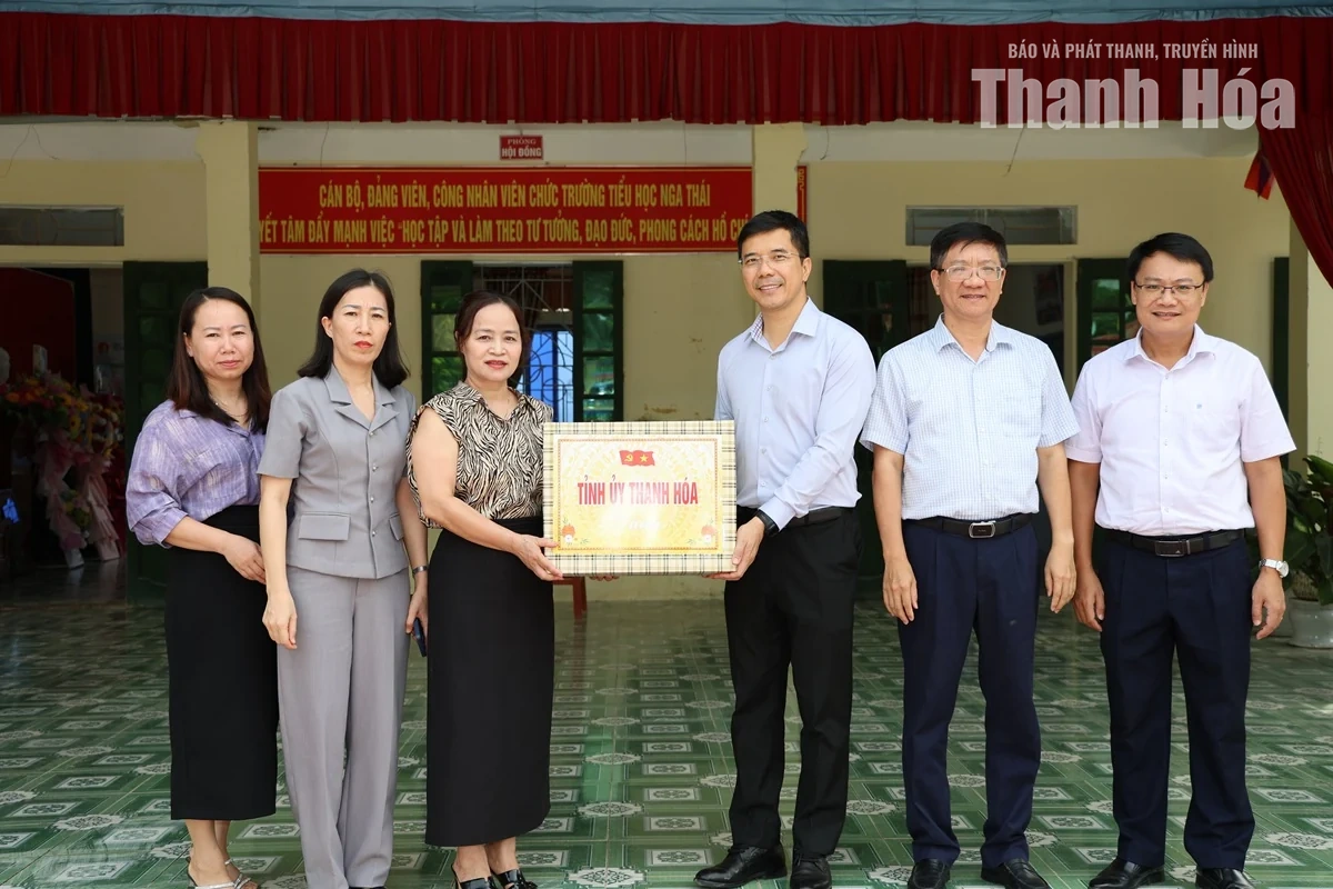 Chủ động tháo gỡ “điểm nghẽn”, tạo động lực để xã Tân Tiến&nbsp;phát triển