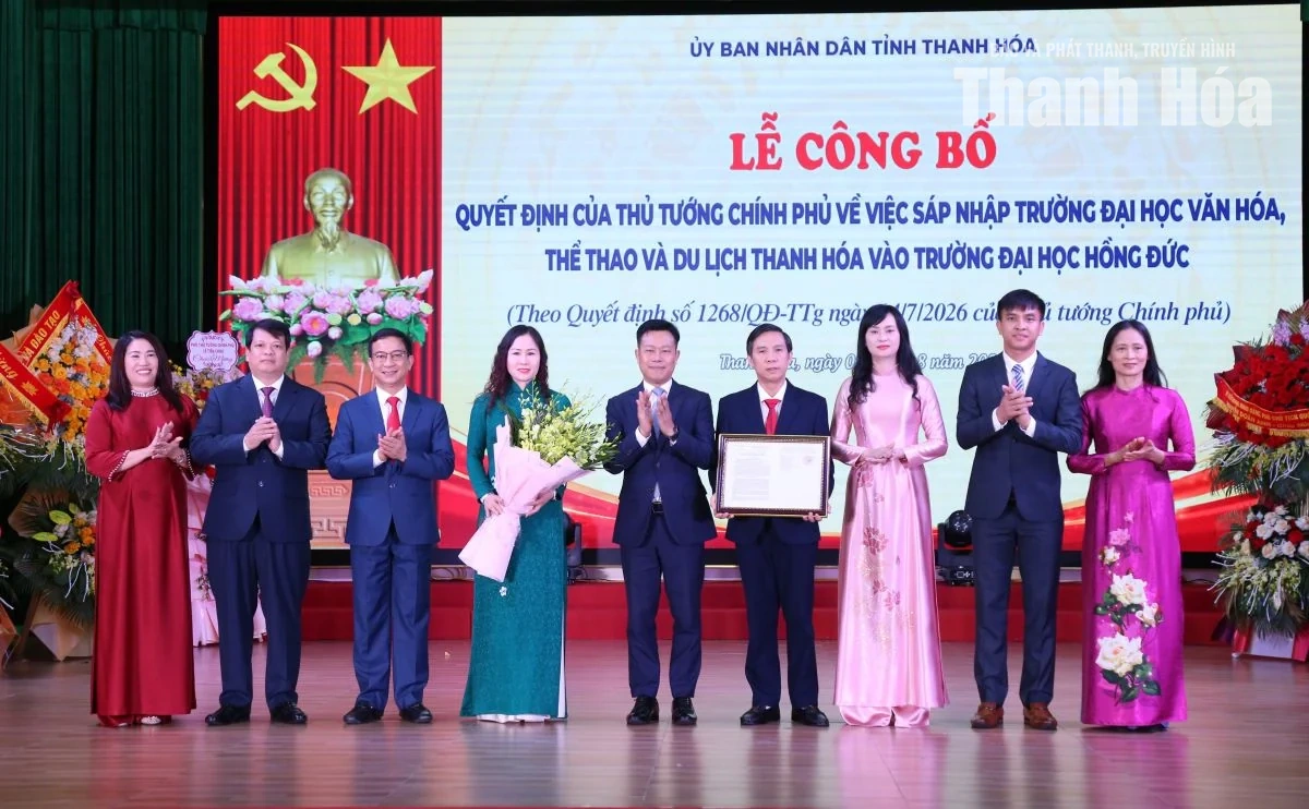 Công bố Quyết định sáp nhập Trường Đại học Văn hóa, Thể thao và Du lịch Thanh Hóa vào Trường Đại học Hồng Đức