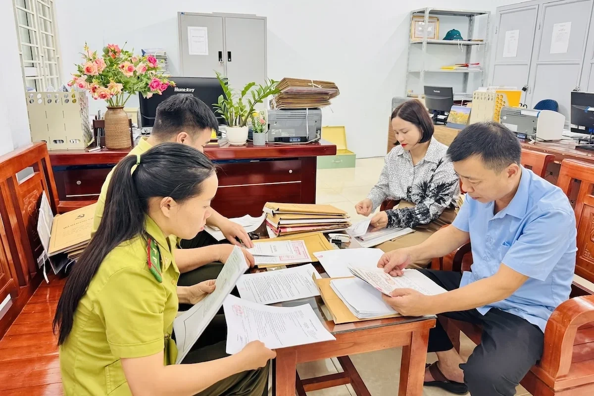 Mường Lát tăng tốc số hóa hồ sơ đảng viên