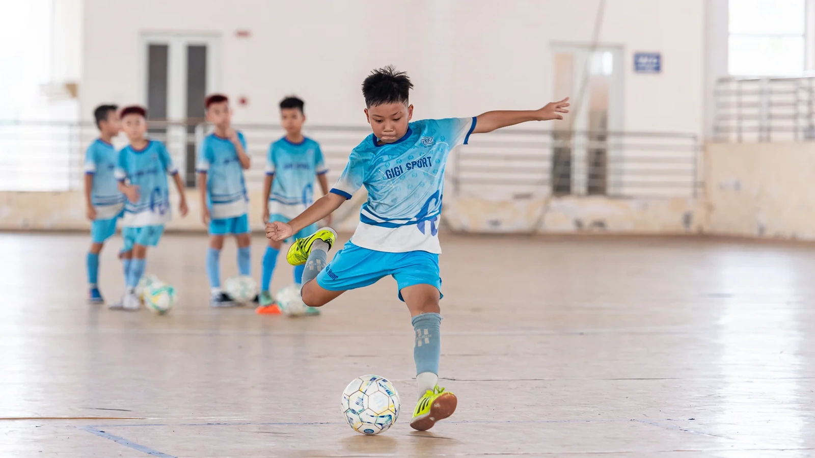 Hiện toàn đội đang hướng tới Giải Bóng đá U9 toàn quốc, nơi các con sẽ có cơ hội cọ xát với những đội bóng mạnh trên cả nước.