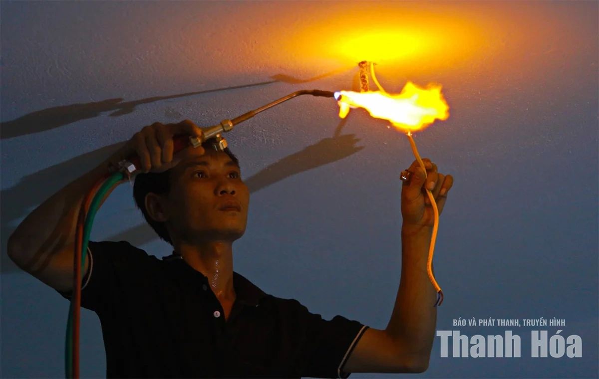 Đêm trắng Yên Khương
