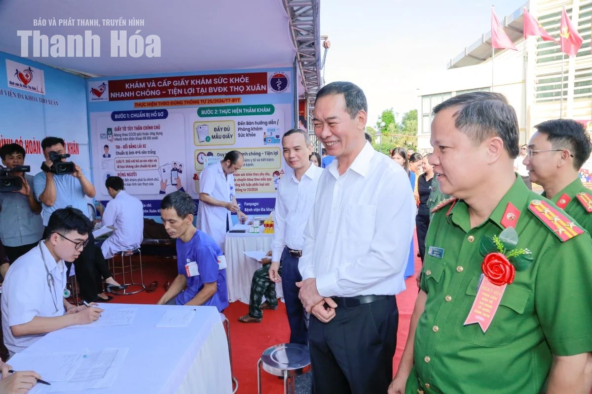 Phó Bí thư Tỉnh ủy Trịnh Tuấn Sinh dự Ngày hội “Toàn dân bảo vệ an ninh Tổ quốc” tại xã Thọ Xuân