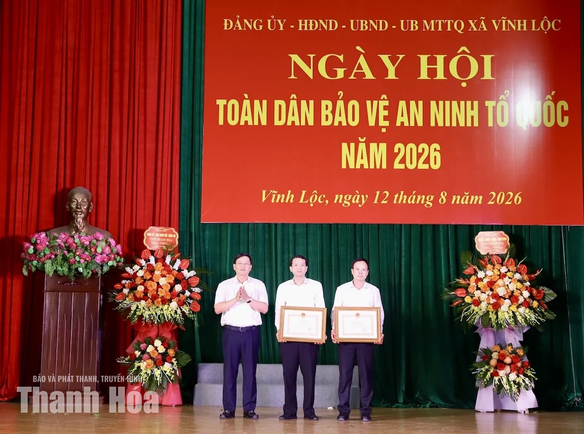 Phó Chủ tịch Thường trực UBND tỉnh Mai Xuân Liêm dự Ngày hội Toàn dân bảo vệ an ninh Tổ quốc tại xã Vĩnh Lộc