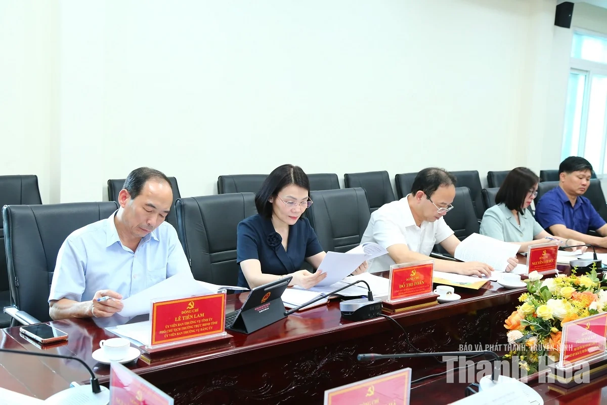 Xây dựng đội ngũ cán bộ, đảng viên có năng lực, trách nhiệm và khát vọng cống hiến