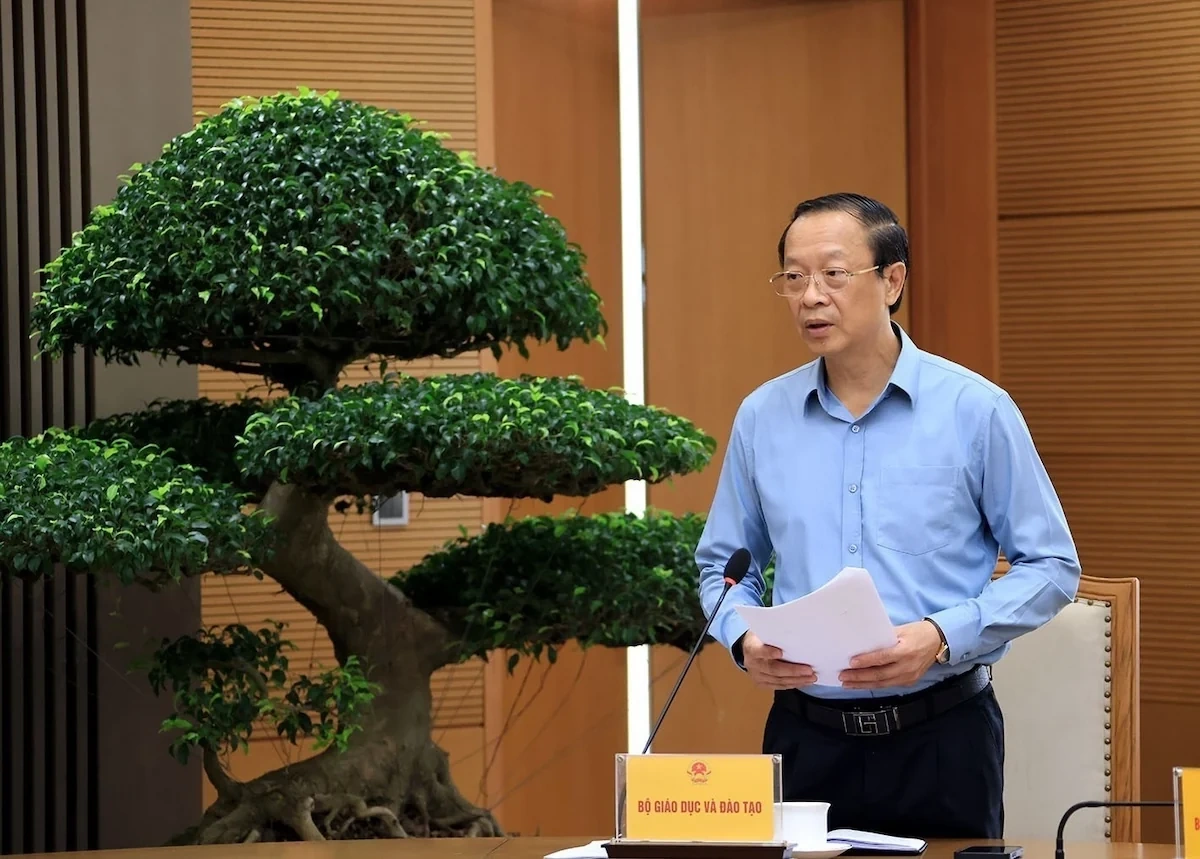 Đẩy nhanh tiến độ hoàn thành dự án trường nội trú liên cấp ở các xã biên giới