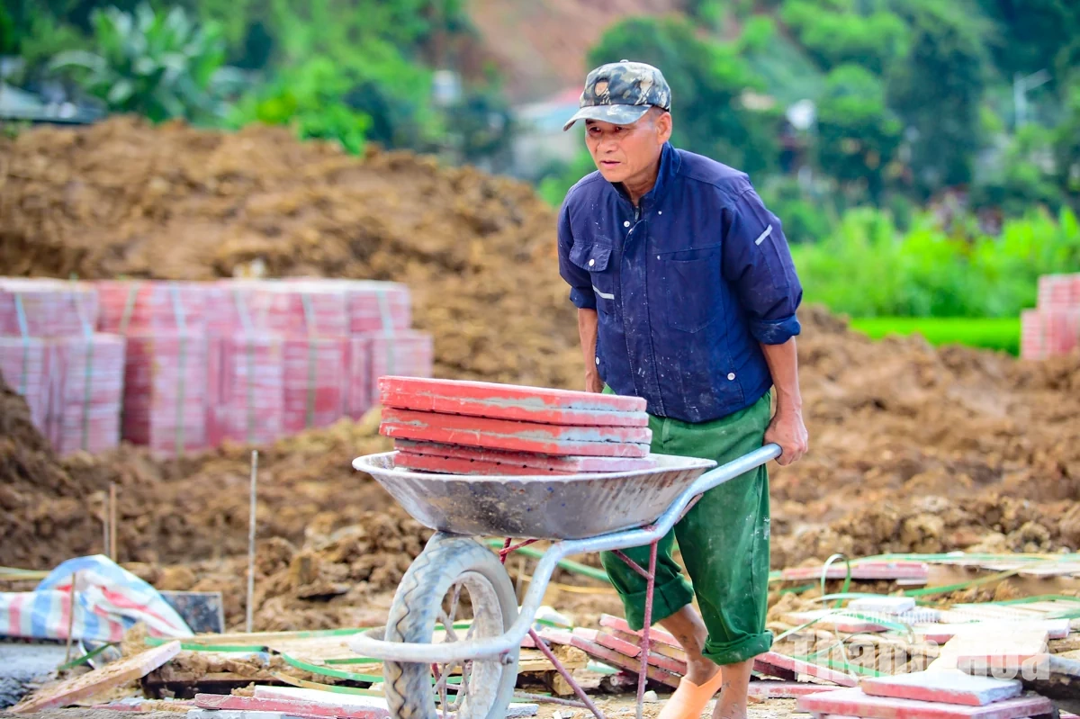 Chạy đua với thời gian, đưa trường nội trú liên cấp vùng biên Tam Lư về đích