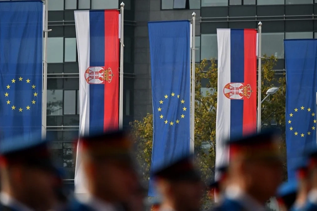 Serbia có thể chấm dứt chế độ miễn thị thực với công dân Nga để phù hợp tiêu chuẩn EU