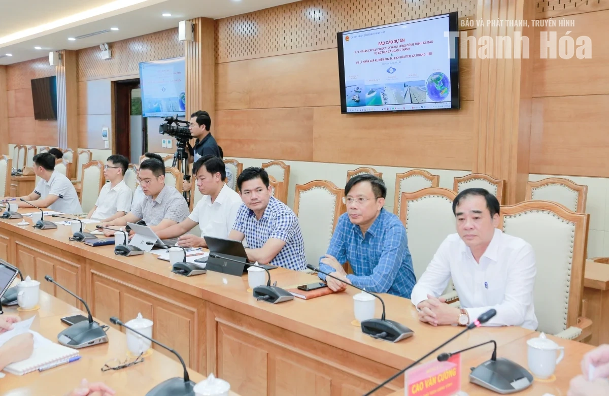 Hoàn thiện phương án thiết kế, công khai rộng rãi dự án kè biển Hải Tiến