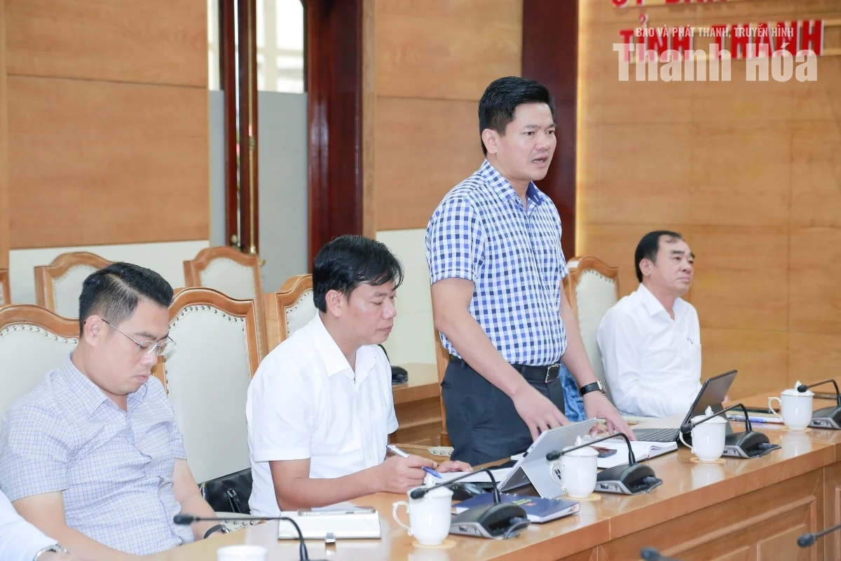 Hoàn thiện phương án thiết kế, công khai rộng rãi dự án kè biển Hải Tiến