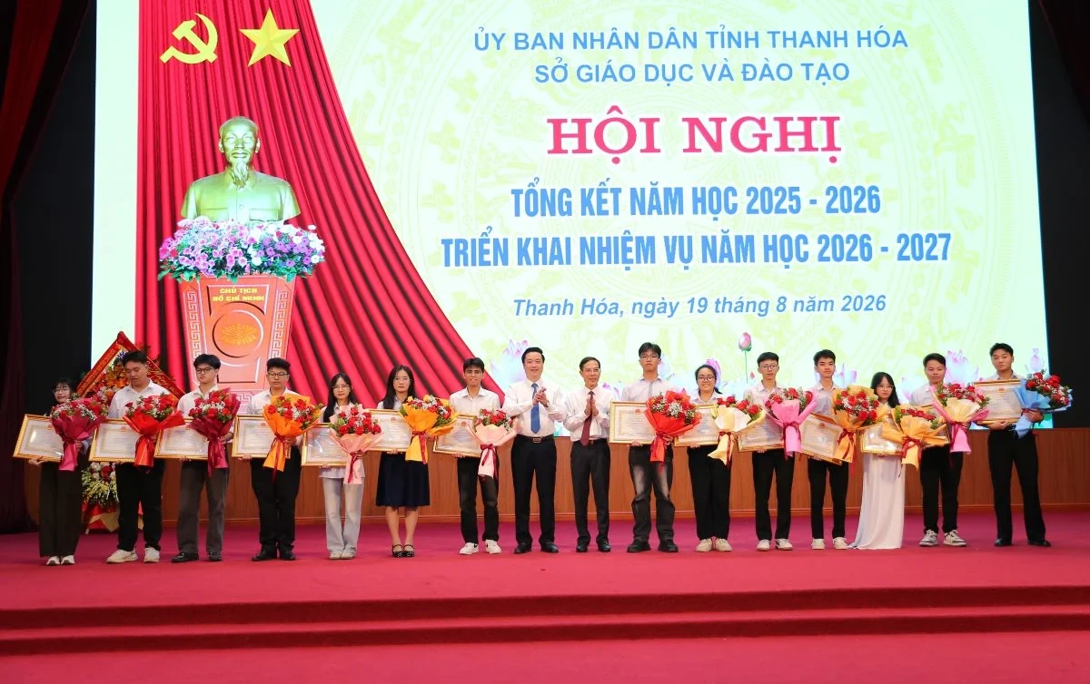 Nỗ lực, đoàn kết, tập trung hoàn thành tốt nhiệm vụ năm học mới 2026-2027