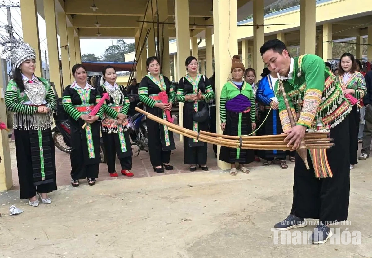 Gìn giữ giá trị văn hóa - “điểm nhấn” cho du lịch vùng biên