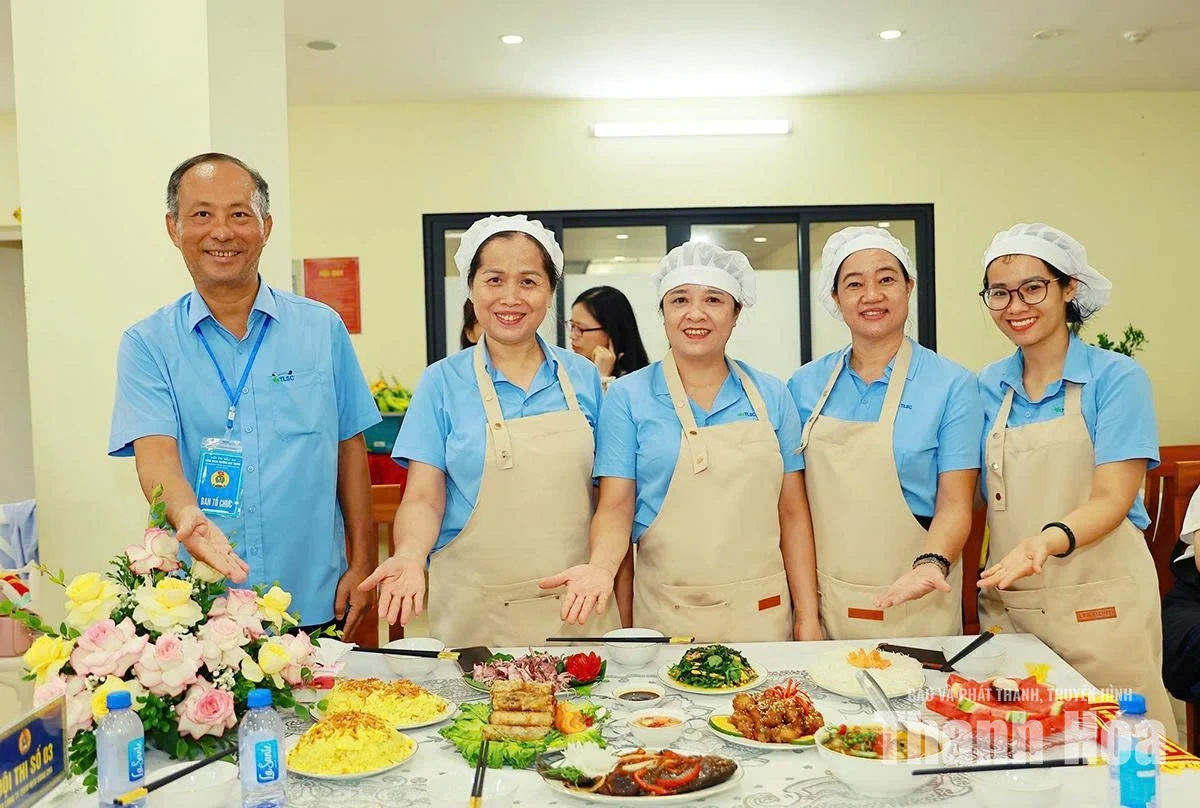 “Thủ lĩnh” công đoàn tận tâm, nhiệt huyết vì người lao động