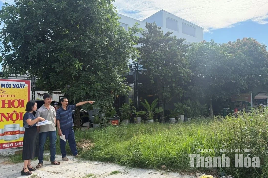Có sổ đỏ, có giấy phép xây dựng nhưng chưa thể xây nhà!