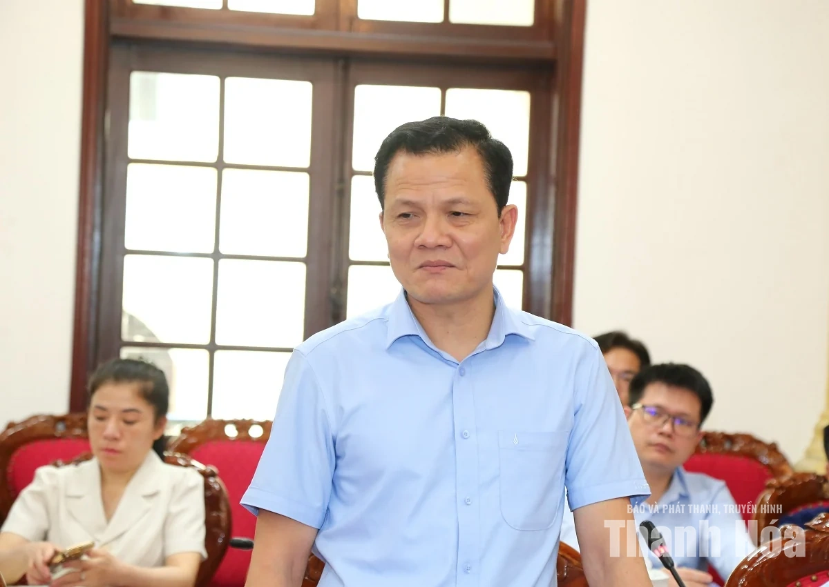Tập trung xây dựng đội ngũ cán bộ “tinh, gọn, mạnh”