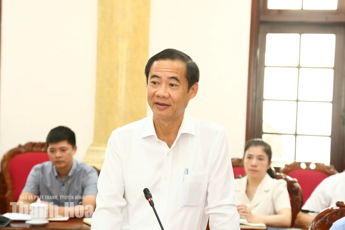Tập trung xây dựng đội ngũ cán bộ “tinh, gọn, mạnh”