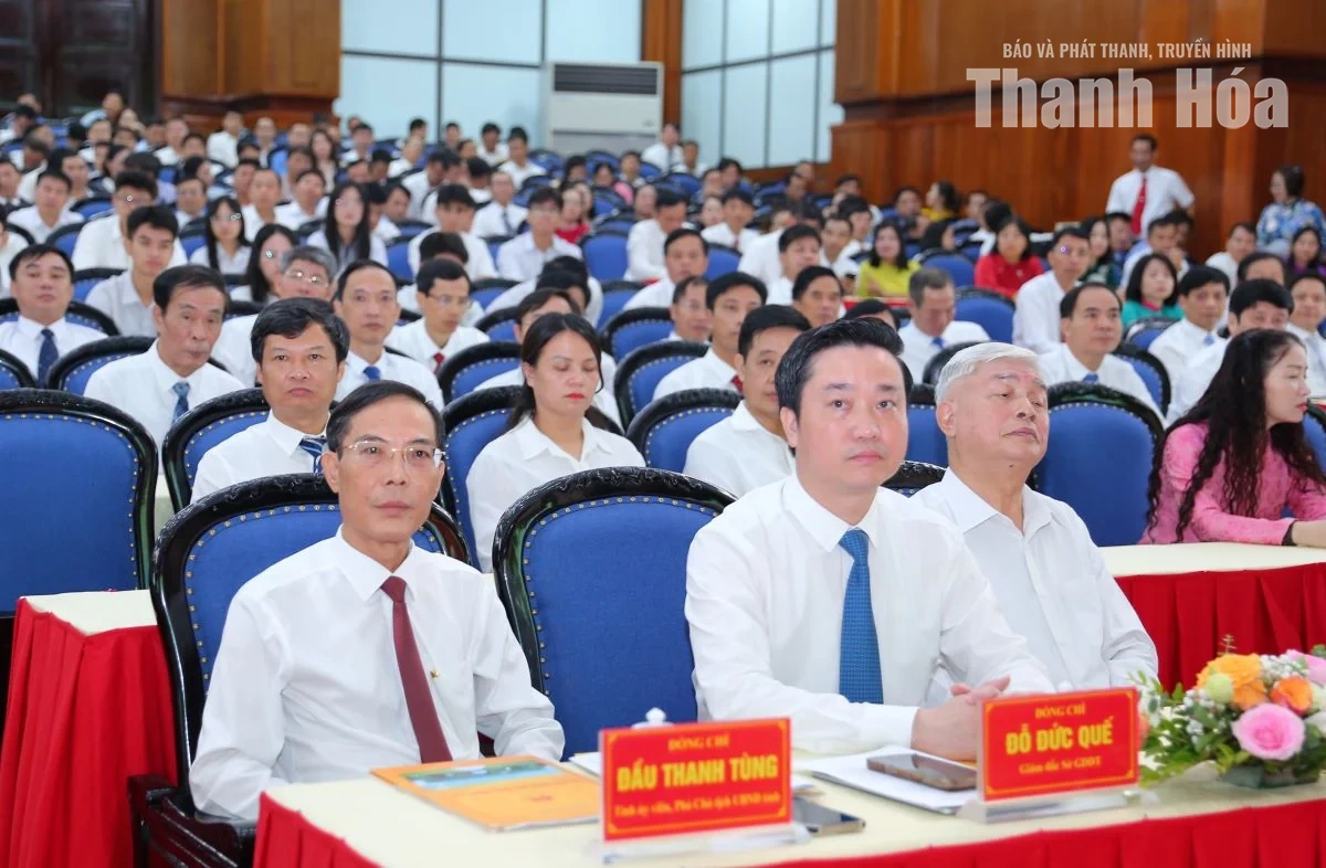 Nỗ lực, đoàn kết, tập trung hoàn thành tốt nhiệm vụ năm học mới 2026-2027