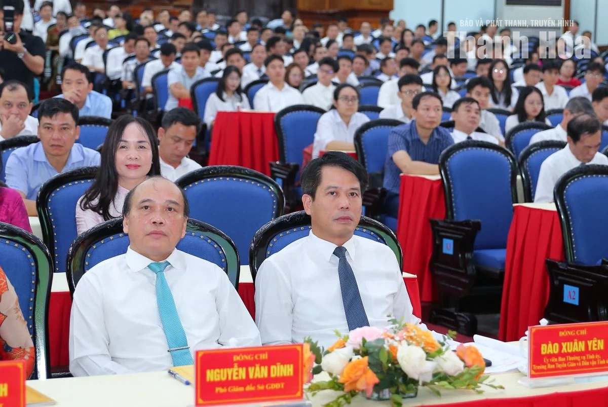Nỗ lực, đoàn kết, tập trung hoàn thành tốt nhiệm vụ năm học mới 2026-2027