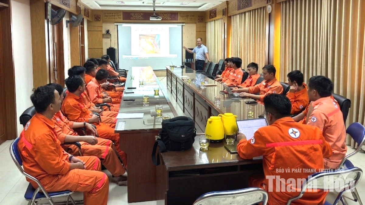Huấn luyện an toàn điện cho cán bộ, công nhân viên Thủy điện Trung Sơn