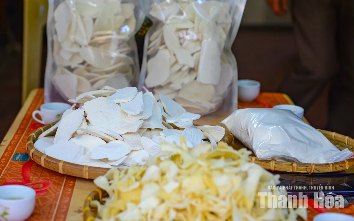 Từ món ăn chống đói trở thành sinh kế của đồng bào xã vùng cao