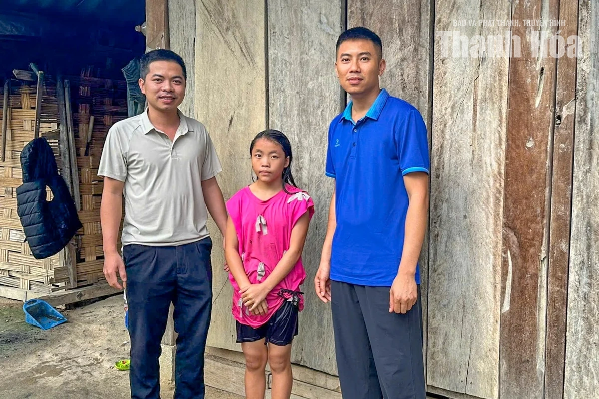 Khi thầy cô vượt dốc tìm học trò trên nương