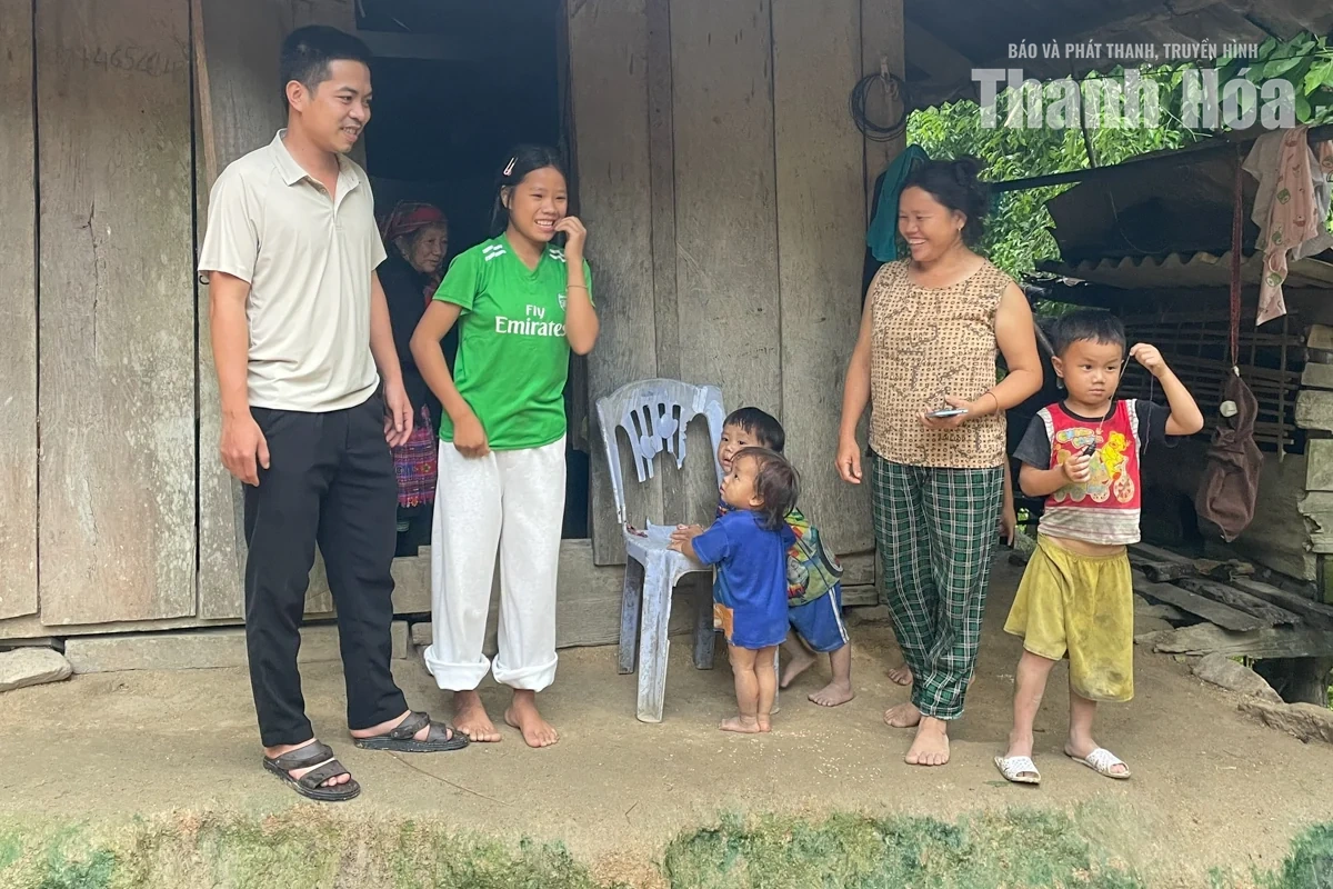 Khi thầy cô vượt dốc tìm học trò trên nương