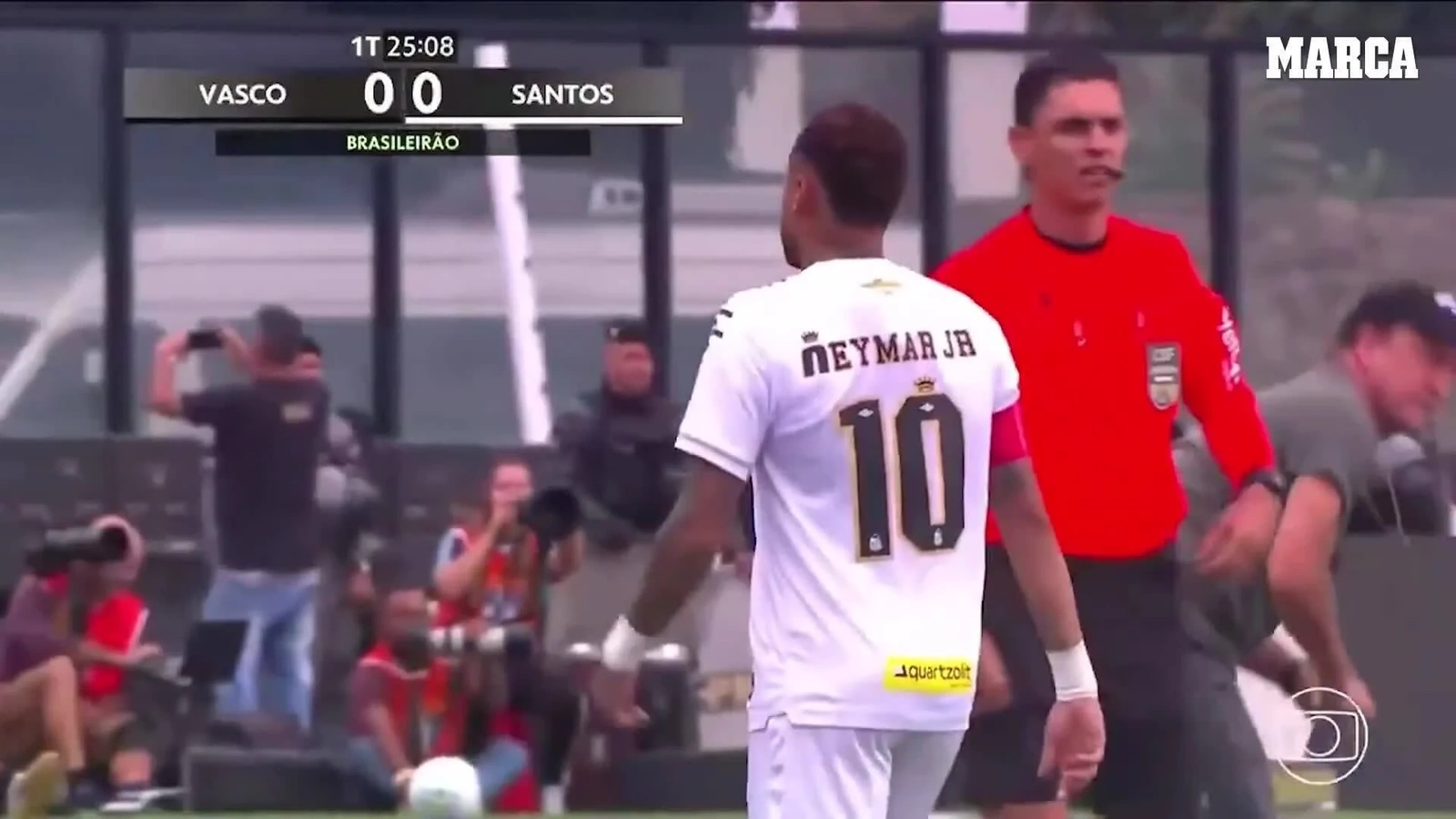 Đội tuyển Việt Nam bám sát Top 98; Neymar lần đầu bị áp dụng luật chống câu giờ mới tại giải Brazil