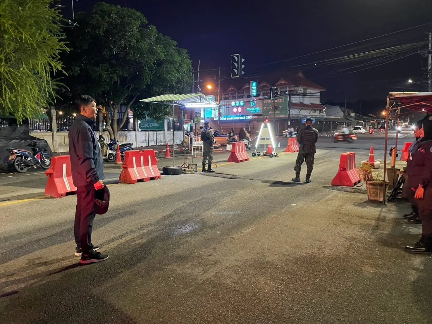 Thái Lan: Hàng loạt vụ nổ, phóng hỏa xảy ra tại miền Nam, Narathiwat áp lệnh giới nghiêm