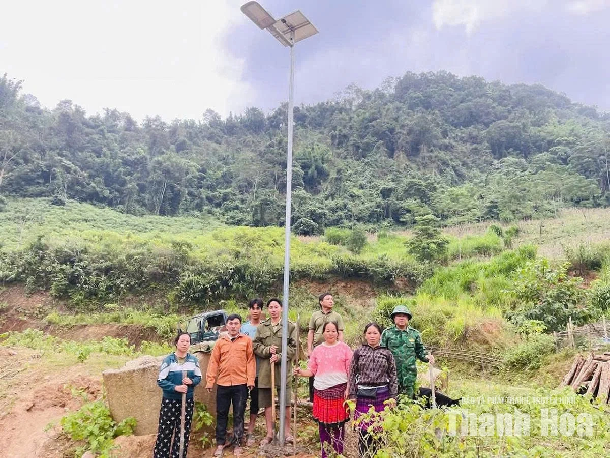 Ánh sáng ở “nơi tận cùng” Tam Chung