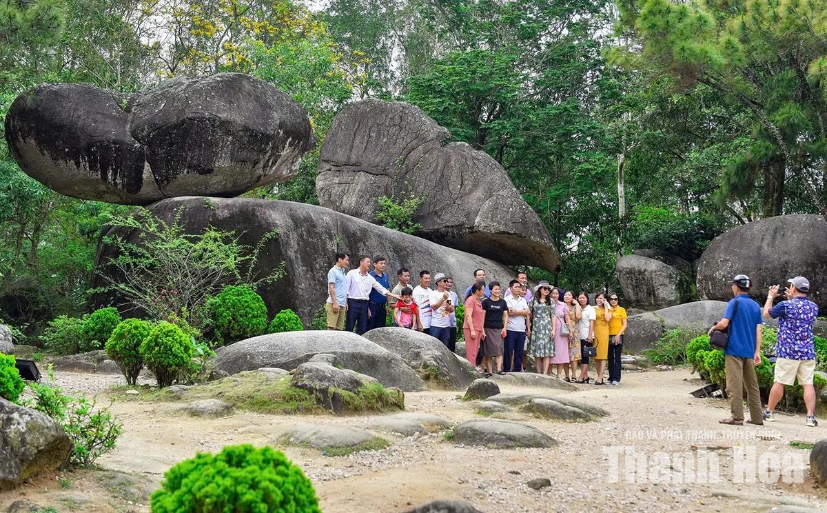 Hấp dẫn chùm tour du lịch mùa thu