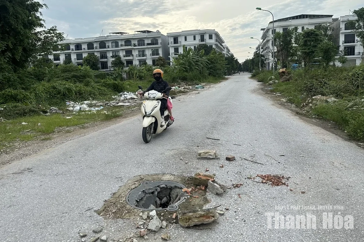 Trật tự, mỹ quan đô thị - Những “cái gai trong mắt”: Hố ga, miệng cống không nắp đậy