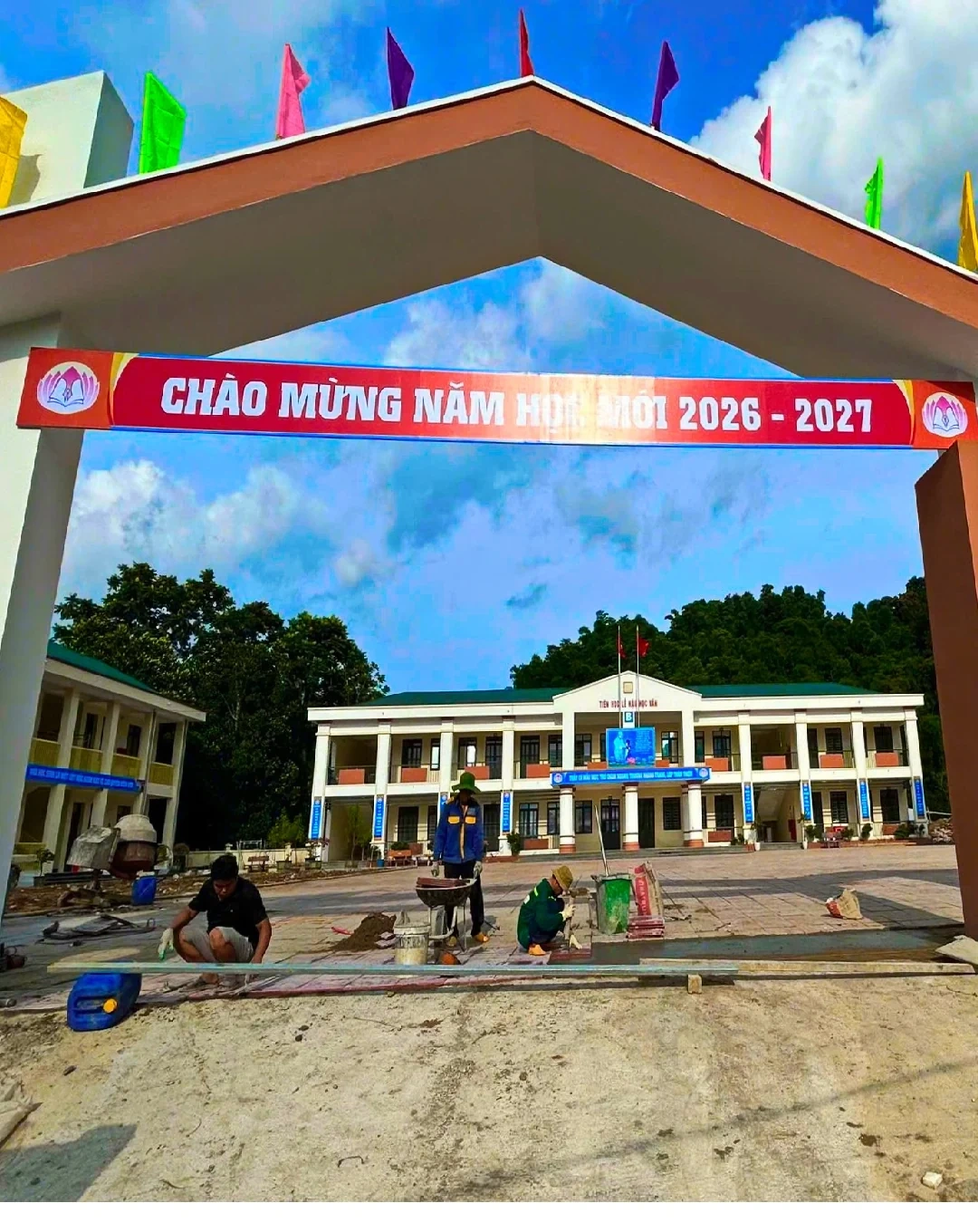 [E-Magazine] Trên những công trường gọi năm học mới - Kỳ 2: Đếm ngược trên những công trường vùng biên