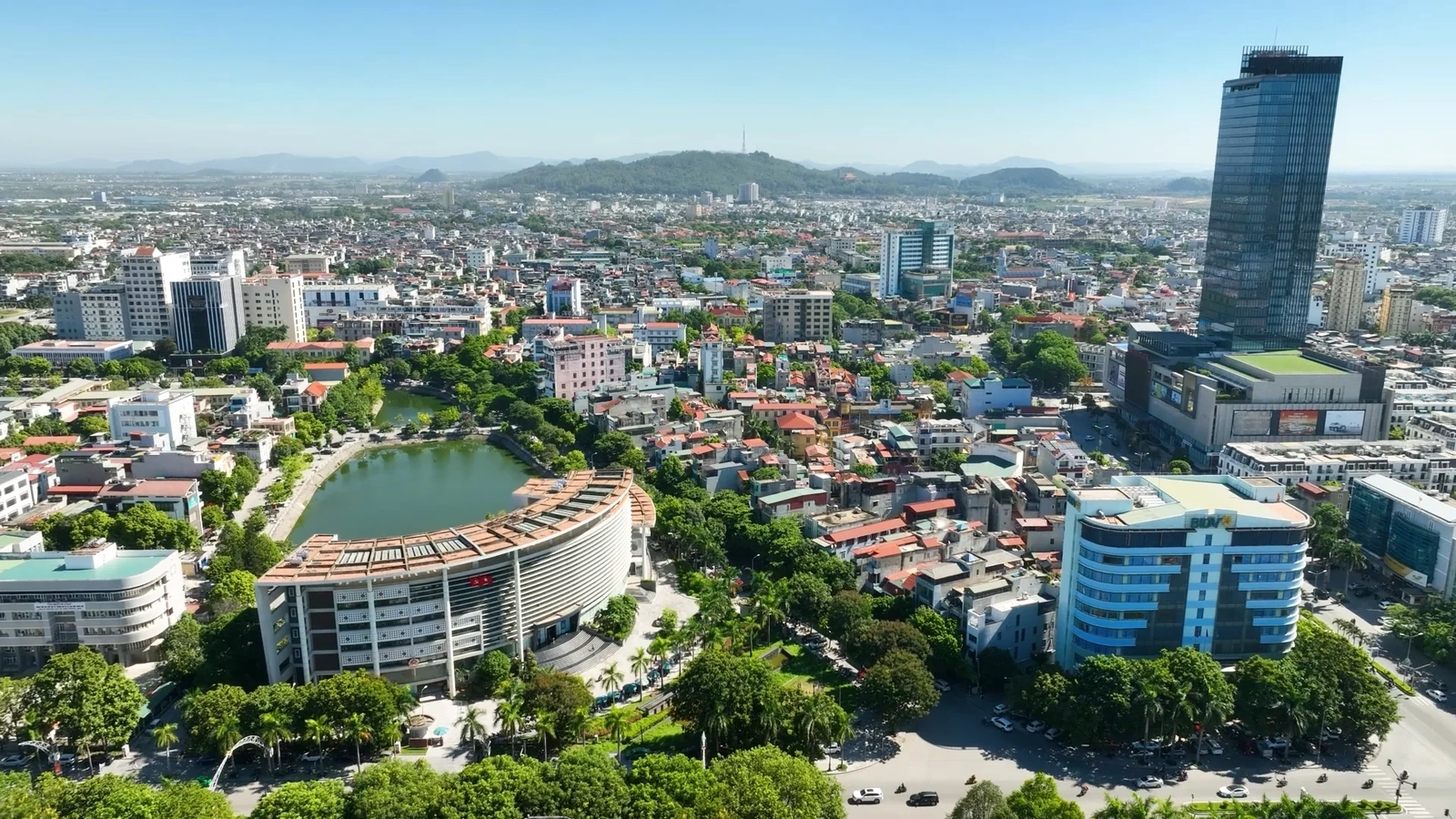 [E-Magazine] Khơi thông nguồn lực, thúc đẩy tăng trưởng