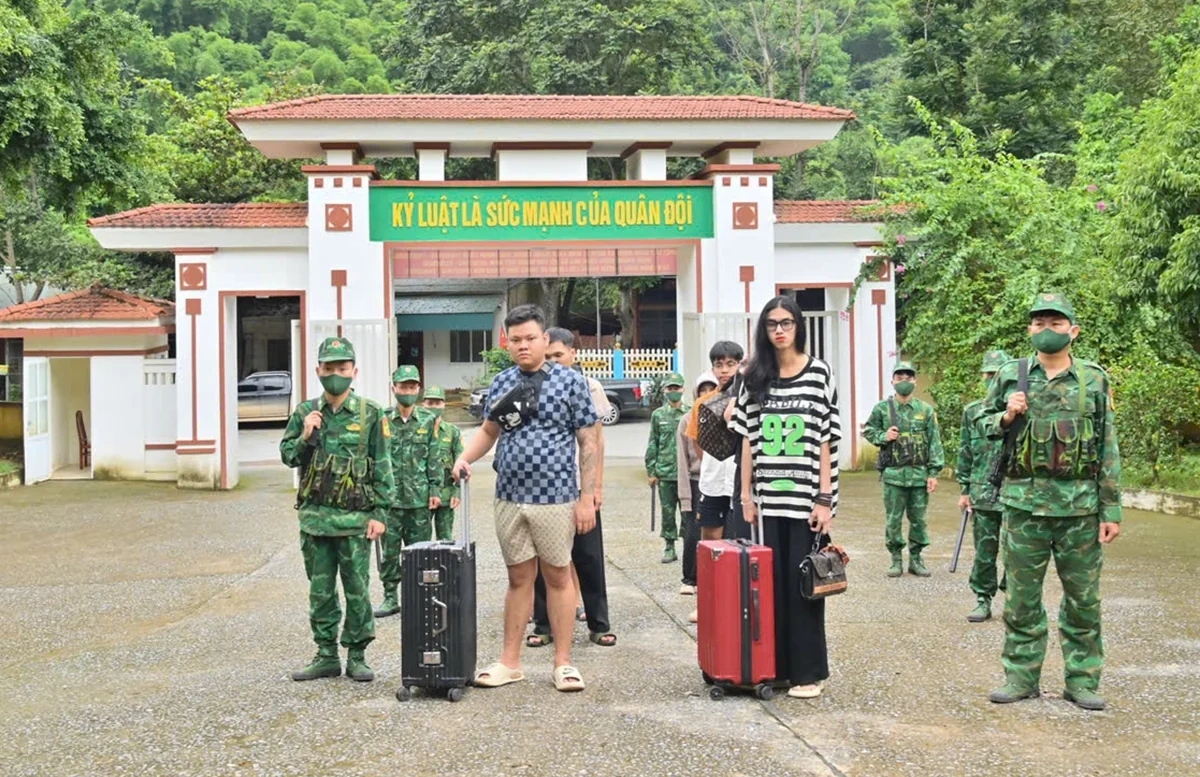 BĐBP Thanh Hóa bắt giữ 9 người nhập cảnh trái phép từ Lào về Việt Nam