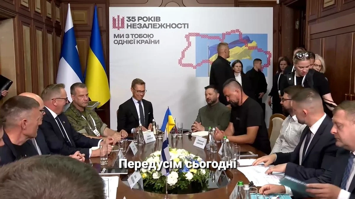 Ukraine và Phần Lan thúc đẩy hợp tác quốc phòng, hướng tới sản xuất chung UAV và robot quân sự