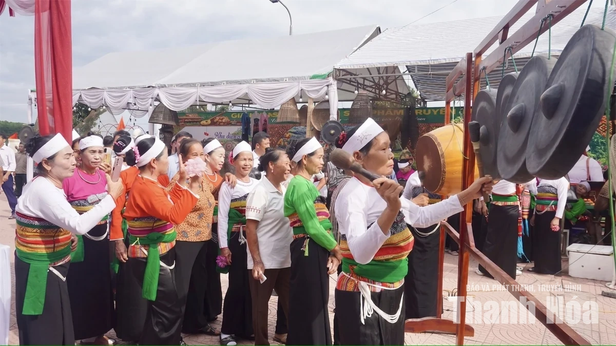 Đánh thức trầm tích Mường cổ&nbsp;bằng du lịch cộng đồng