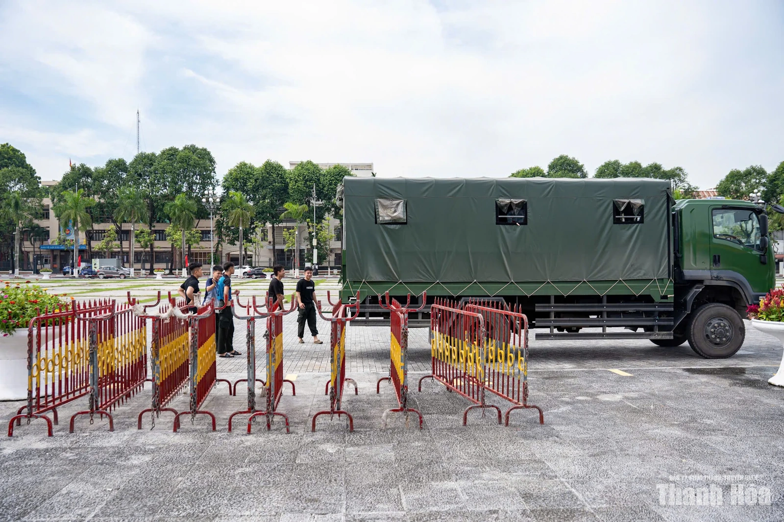 Khẩn trương hoàn tất công tác chuẩn bị cho Chương trình nghệ thuật “Thanh Hóa hòa nhịp cùng non sông” tại Quảng trường Lam Sơn