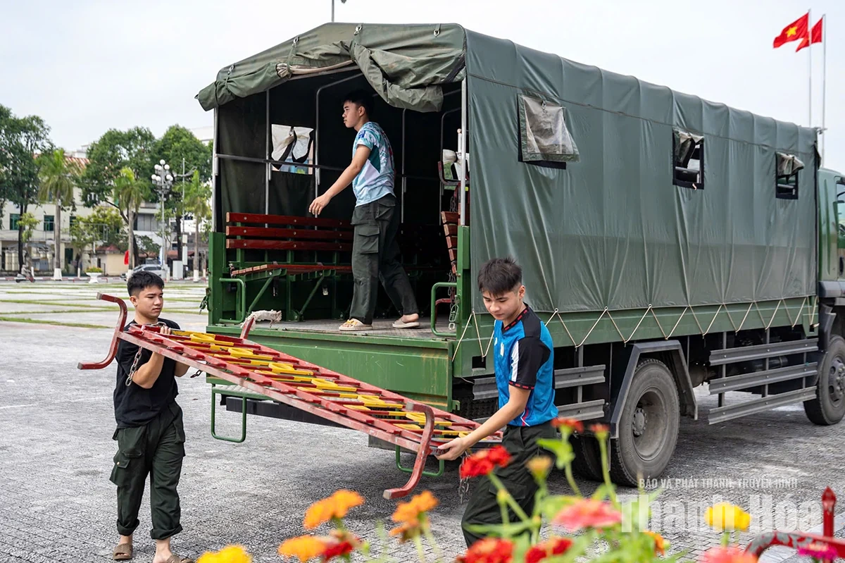Khẩn trương hoàn tất công tác chuẩn bị cho Chương trình nghệ thuật “Thanh Hóa hòa nhịp cùng non sông” tại Quảng trường Lam Sơn
