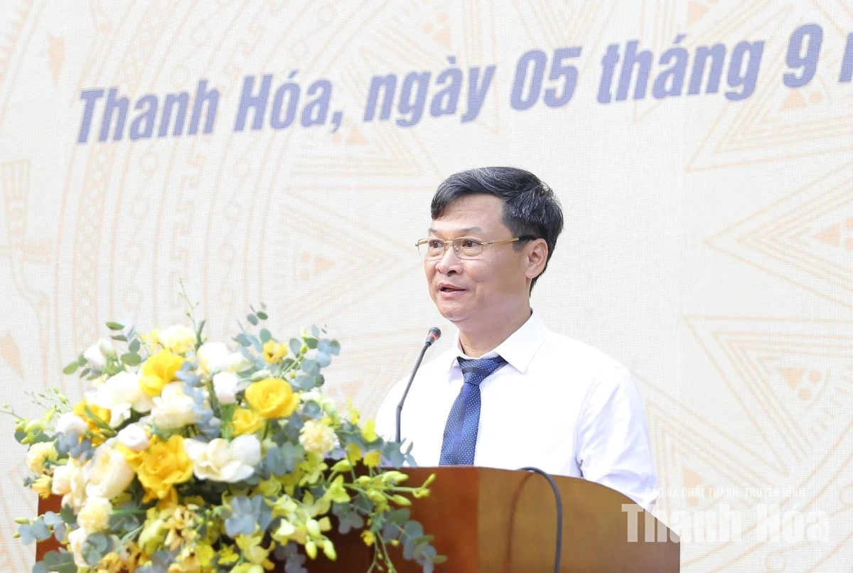 Chủ tịch UBND tỉnh Tô Anh Dũng dự lễ khai giảng năm học 2026-2027 tại Trường THPT chuyên Lam Sơn