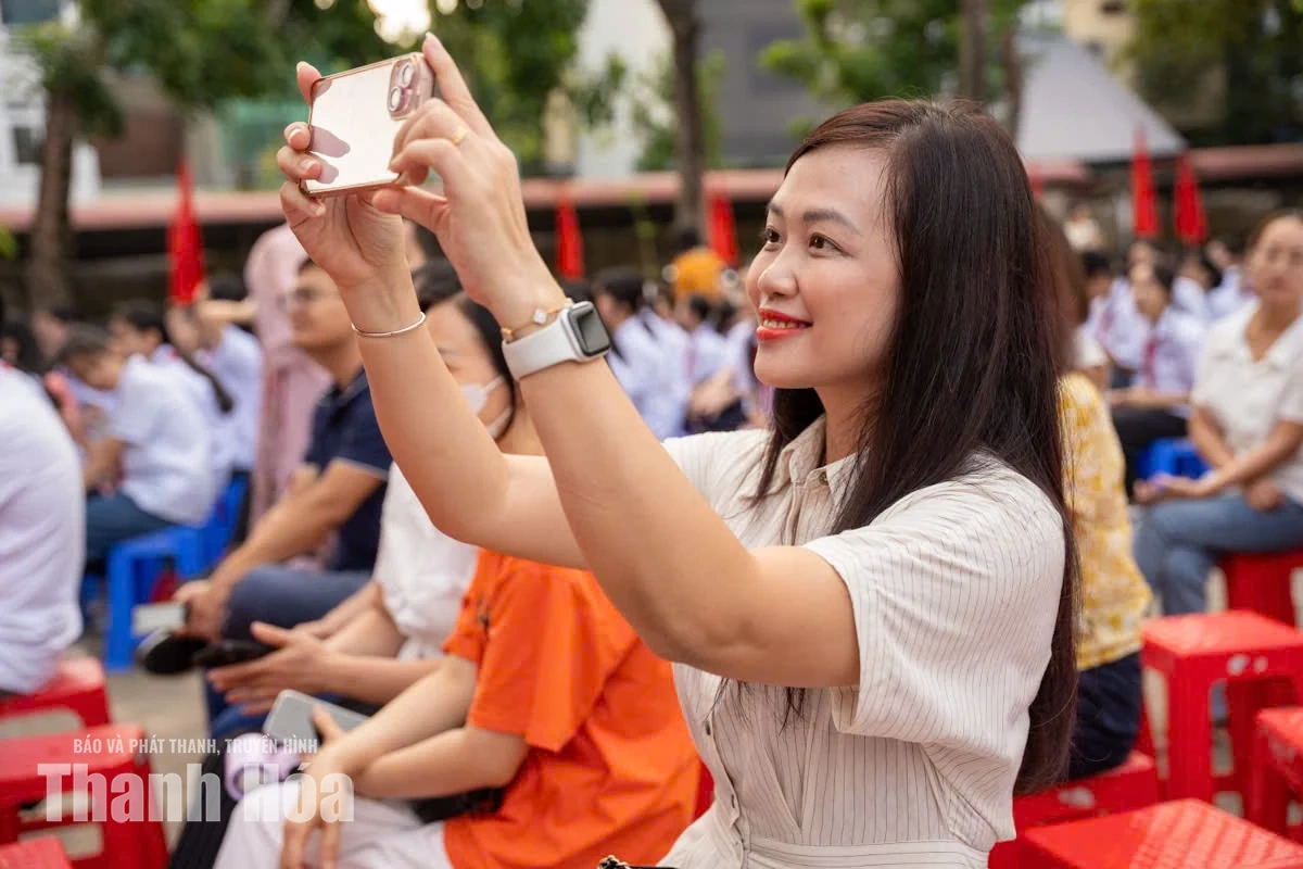 Tiếng trống khai trường bắt đầu năm học mới