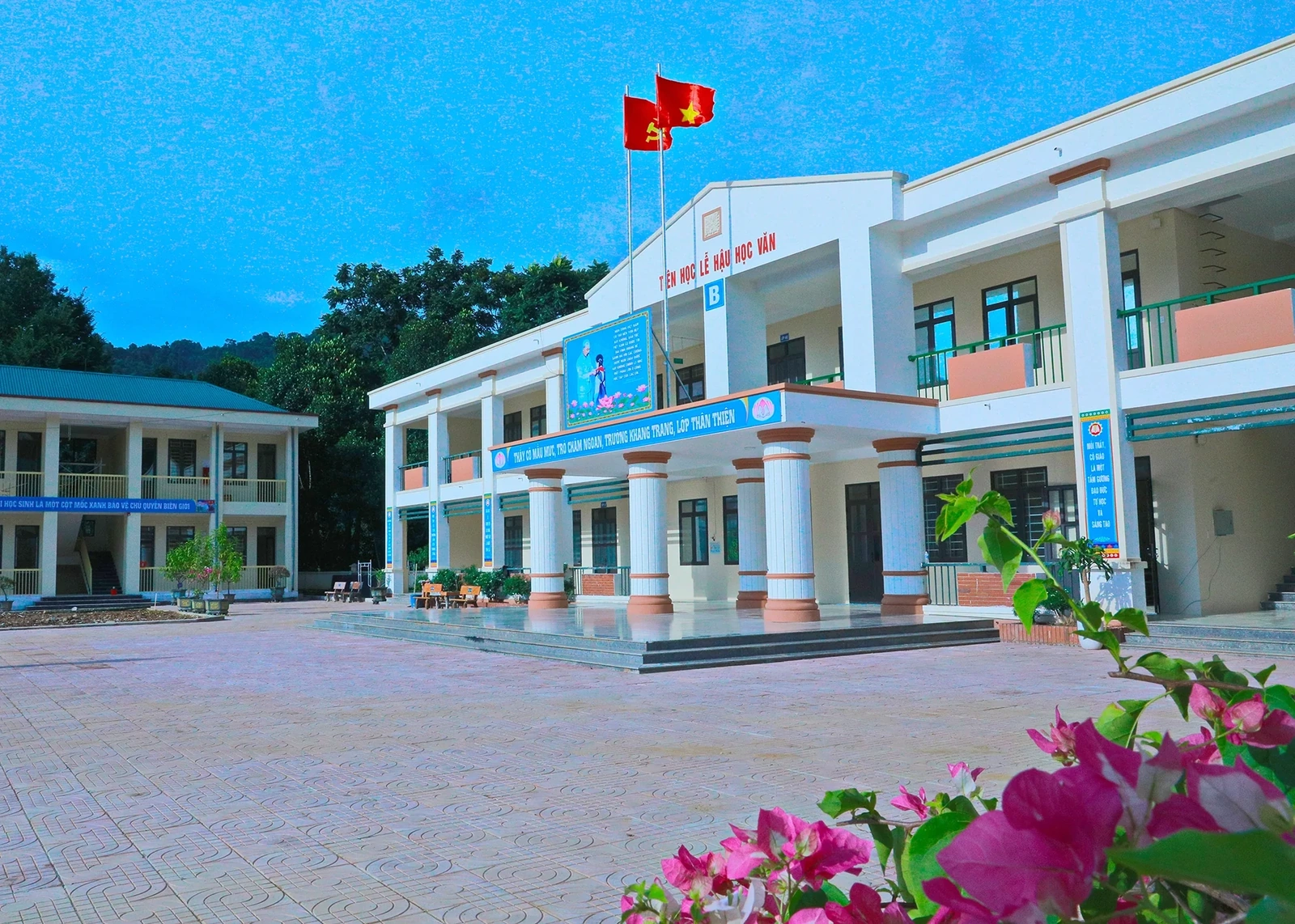 [E-Magazine] Trên những công trường gọi năm học mới - Kỳ cuối: Ngày mai, con về trường mới...