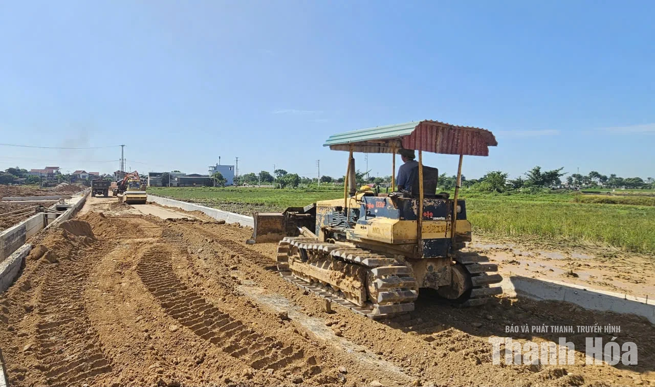 Tăng tốc thi công trên công trường trong những ngày nghỉ lễ
