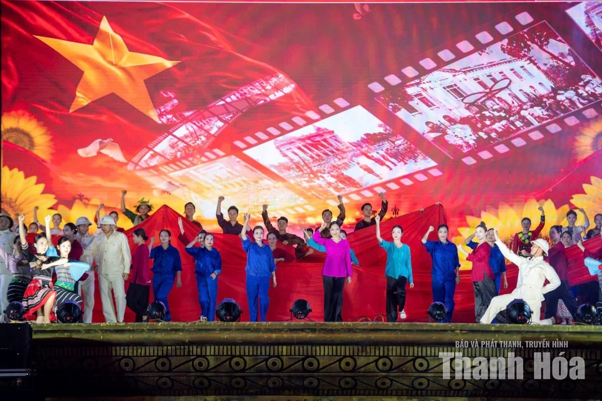 Ấn tượng Chương trình nghệ thuật “Thanh Hóa hòa nhịp cùng non sông”