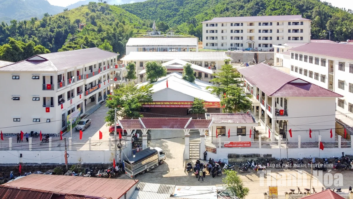 Trước ngày khai giảng đáng nhớ ở ngôi trường mới nơi vùng biên xứ Thanh