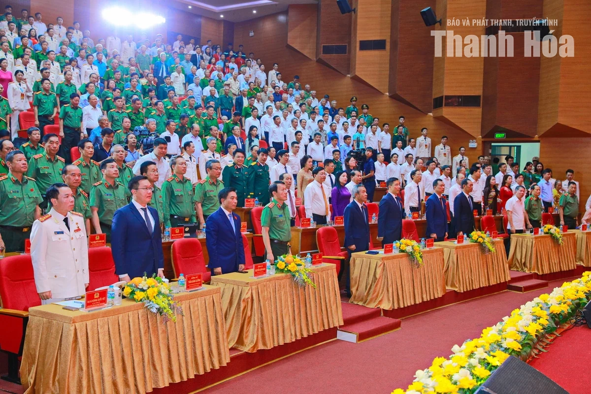 Công an tỉnh Thanh Hóa đón nhận Danh hiệu Anh hùng Lực lượng vũ trang nhân dân trong cuộc kháng chiến chống Mỹ, cứu nước