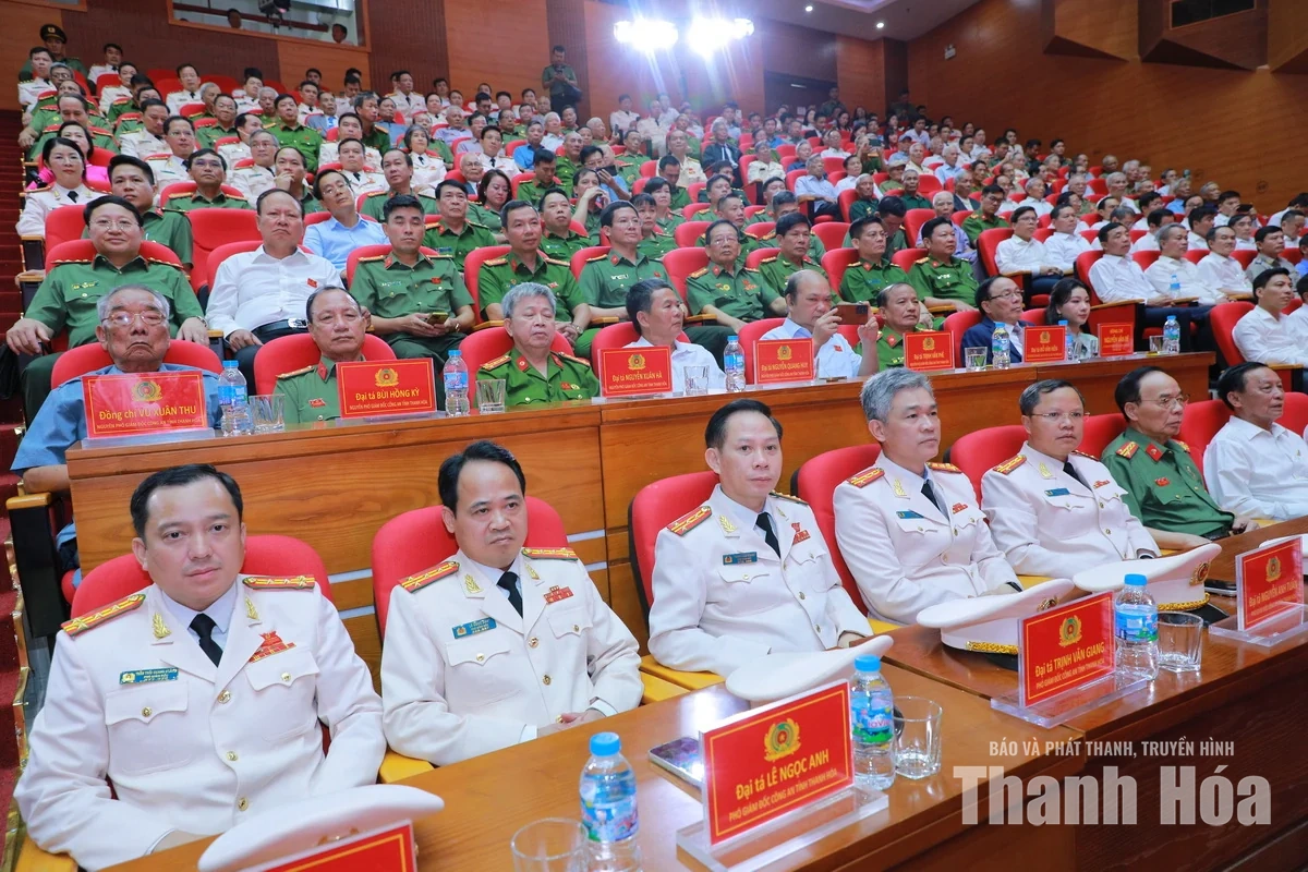 Công an tỉnh Thanh Hóa đón nhận Danh hiệu Anh hùng Lực lượng vũ trang nhân dân trong cuộc kháng chiến chống Mỹ, cứu nước