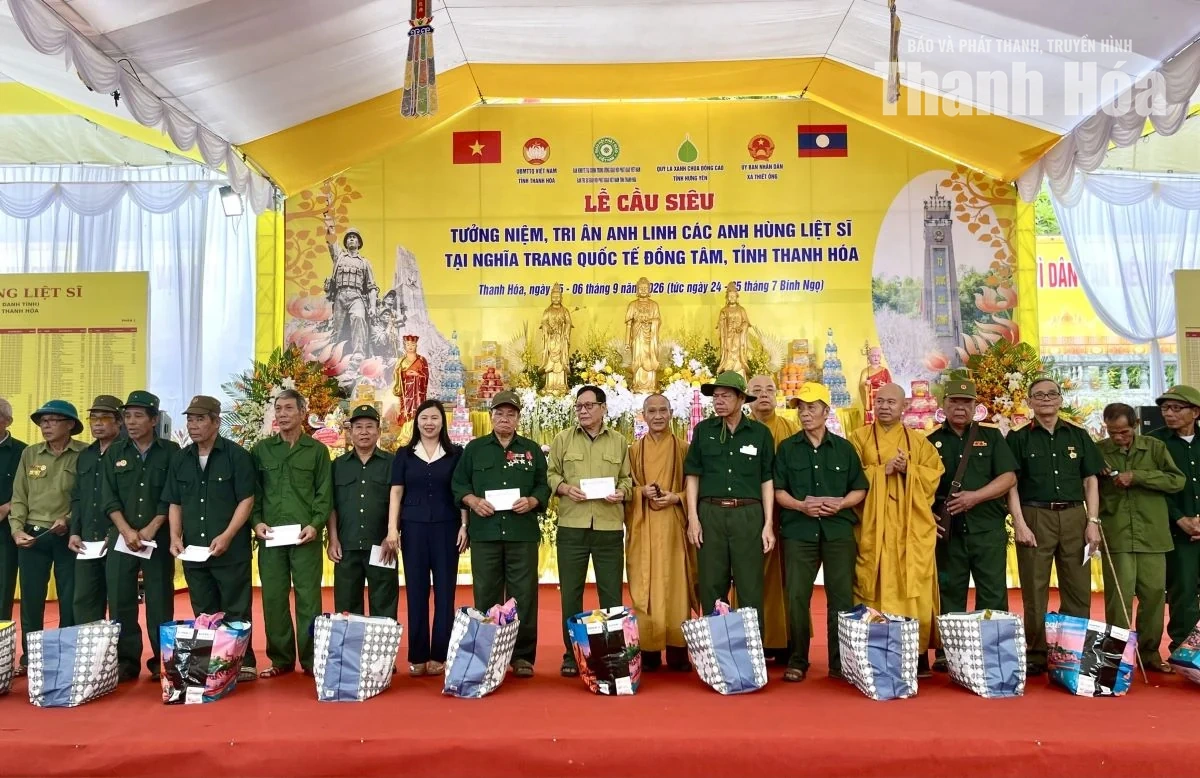 Lễ cầu siêu, tri ân các Anh hùng liệt sĩ tại Nghĩa trang Liệt sĩ quốc tế Đồng Tâm