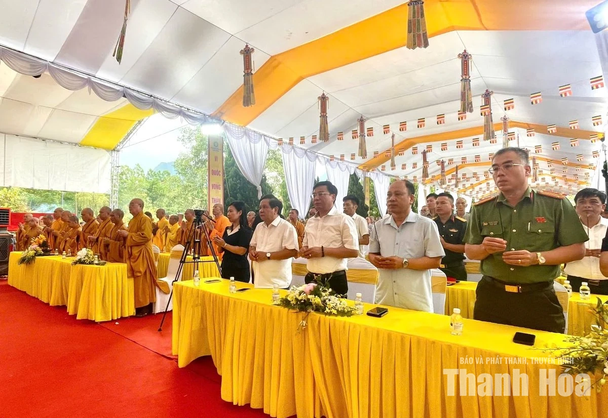Lễ cầu siêu, tri ân các Anh hùng liệt sĩ tại Nghĩa trang Liệt sĩ quốc tế Đồng Tâm