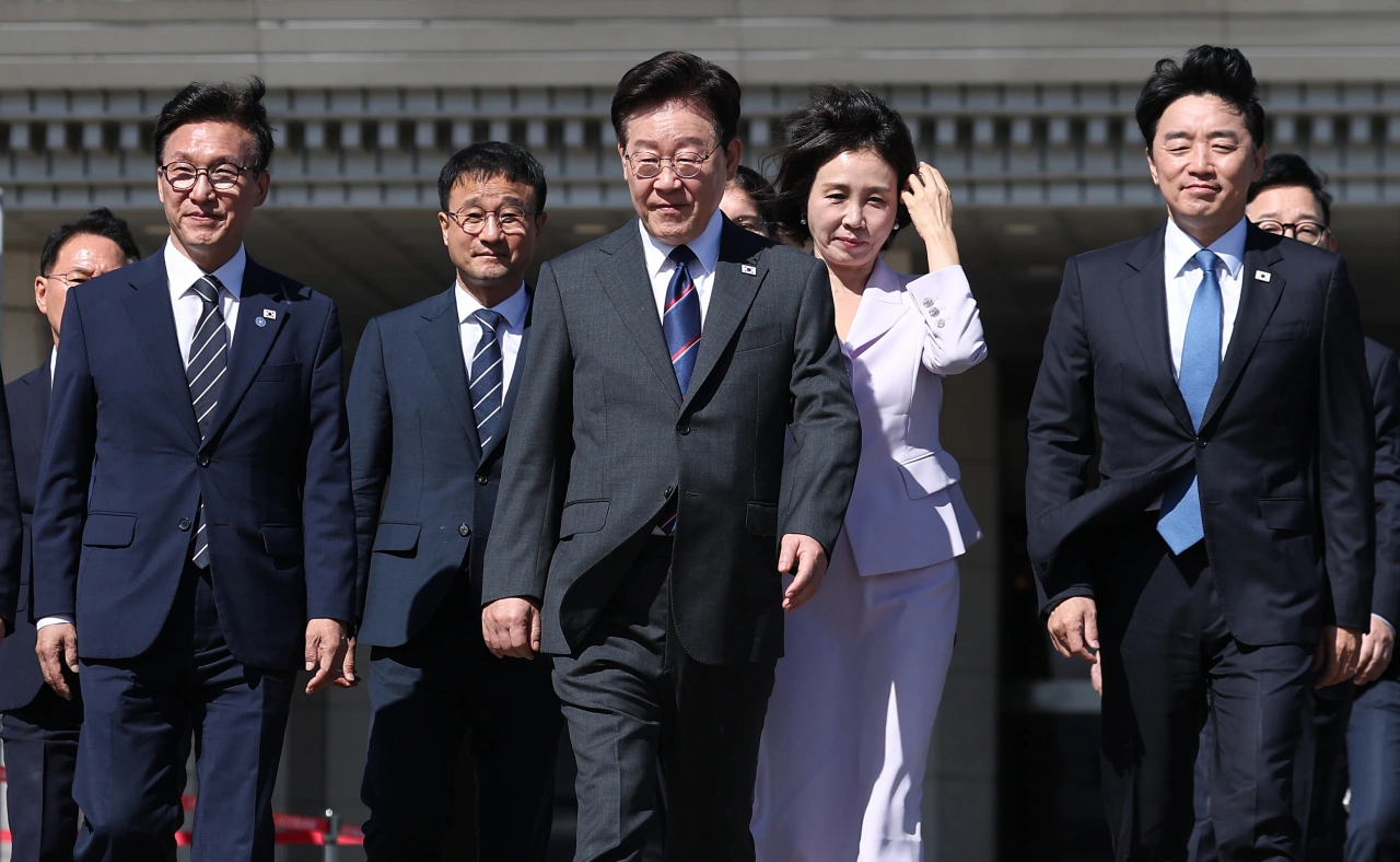 Tổng thống Hàn Quốc Lee Jae Myung lên đường thăm cấp Nhà nước tới Pháp